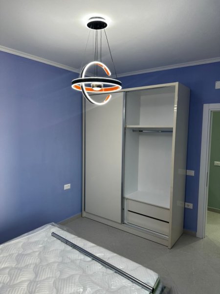 Tirane, jepet me qera apartament 1+1+Aneks+Ballkon Kati 3, 60 m² 500 € (shkolla kongresi lushnjes)