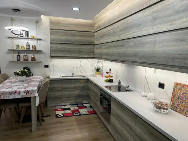 Tirane, shitet apartament 2+1 Kati 3, 100 m² 265.000 € (KOMUNA E PARISIT TIRANE)