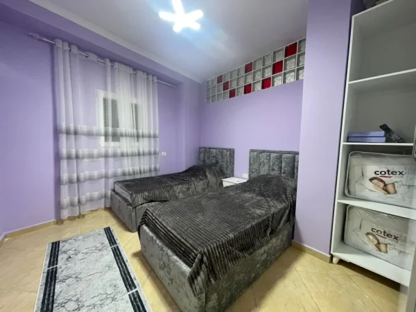 Tirane, jepet me qera apartament 2+1+Ballkon Kati 2, 110 m² 701 € (Don Bosko)