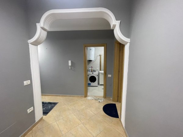 Tirane, jepet me qera apartament 2+1+Ballkon Kati 2, 110 m² 701 € (Don Bosko)