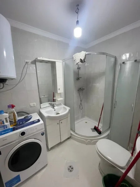 Tirane, jepet me qera apartament 2+1+Ballkon Kati 2, 110 m² 701 € (Don Bosko)