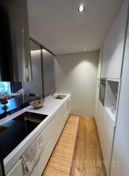 Tirane, shitet apartament 2+1 Kati 15, 144 m² 660.000 € (Rruga e Elbasanit)