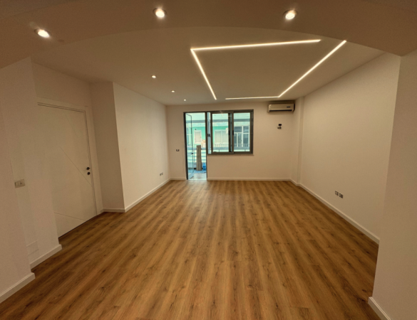 Tirane, jepet me qera apartament 2+1+Ballkon Kati 3, 104 m² 175.000 € (Kodra e Diellit)