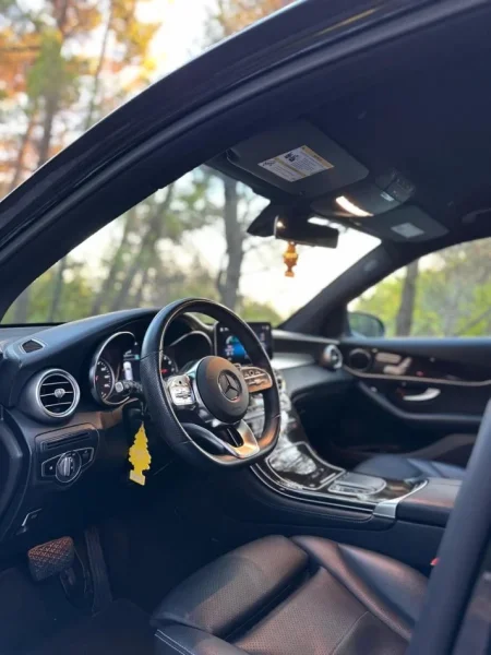 Mercedes Benz GLC 300 4MATIC