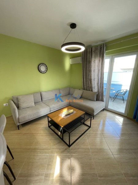 Tirane, jap me qera apartament 2+1+Ballkon Kati 6, 85 m² 700 € (Jordan Misja)
