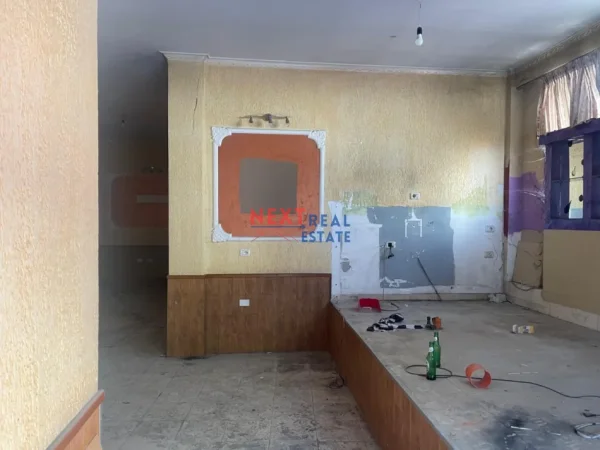 Vlore, shitet dyqan Kati 0, 85 m² 115.000 € (VLORE)