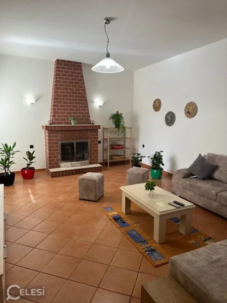 Tirane, jepet me qera apartament 2+1+Aneks+Ballkon Kati 2, 100 m² 500 € (ALI DEMI)