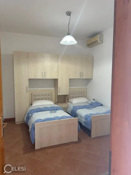Tirane, jepet me qera apartament 2+1+Aneks+Ballkon Kati 2, 100 m² 500 € (ALI DEMI)