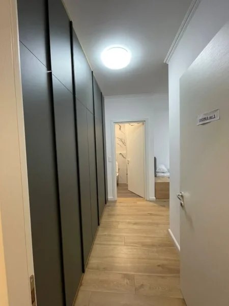 Tirane, jepet me qera apartament 3+1+Ballkon Kati 3, 110 m² 