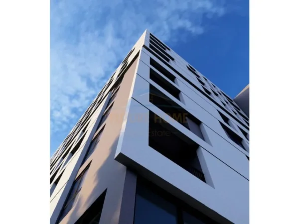 Tirane, shitet apartament 2+1+Ballkon Kati 4, 107 m² 150.000 € (RRUGA E KOKONOZEVE PORCELAN)