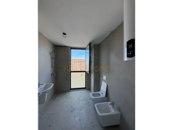 Tirane, shitet apartament 2+1+2+post parkimi Kati 4, 118 m² 158.000 € (Akses Tirana)