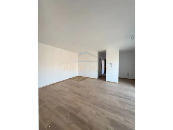 Tirane, shitet apartament 2+1+2+post parkimi Kati 4, 118 m² 158.000 € (Akses Tirana)