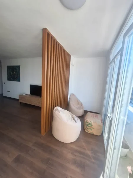 Tirane, jepet me qera apartament 2+1+Aneks+Ballkon Kati 5, 1 m² 700 € (DON BOSKO)