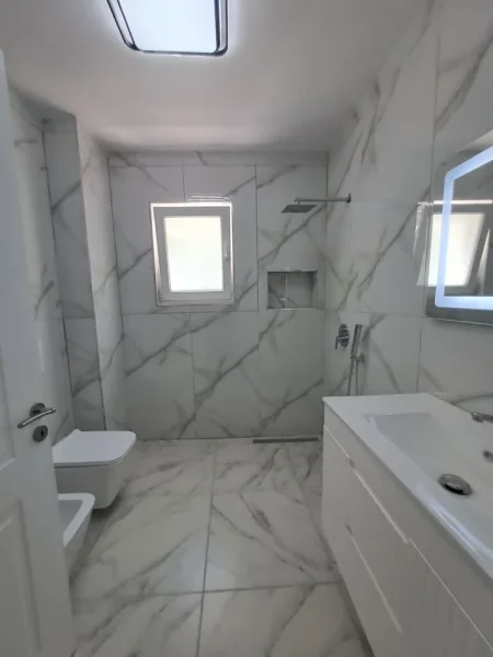 Tirane, shitet apartament 1+1+Aneks Kati 0, 60 m² 130.000 € (vasil shanto)