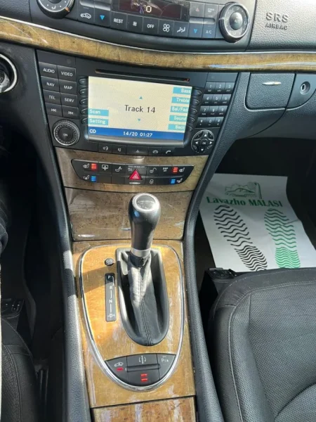 Fier, shes makine Mercedes Benz E class Nafte, e zeze automatik Kondicioner 260.000 km 7.200 €