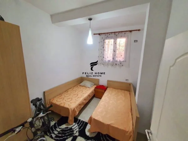 Tirane, shitet apartament 2+1 Kati 1, 75 m² 140.000 € (XHAMIA E TABAKEVE)