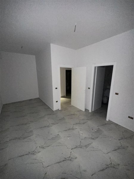 Tirane, jepet me qera apartament 2+1 Kati 7, 101 m² 700 € (Ish Fusha e Aviacionit)