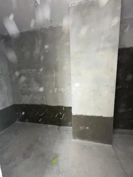 Tirane, shitet apartament 3+1+Ballkon Kati 4, 188 m² 525.500 € (Lake View Residence )