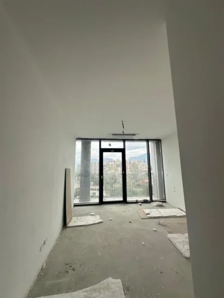 Tirane, shitet apartament 3+1+Ballkon Kati 4, 188 m² 525.500 € (Lake View Residence )