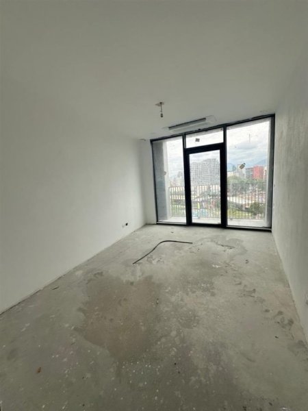 Tirane, shitet apartament 3+1+Ballkon Kati 4, 188 m² 525.500 € (Lake View Residence )