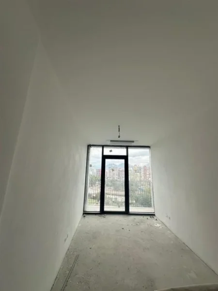 Tirane, shitet apartament 3+1+Ballkon Kati 4, 188 m² 525.500 € (Lake View Residence )