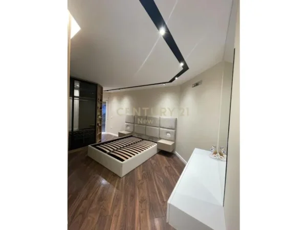 Tirane, shitet apartament 1+1 Kati 3, 97 m² 187.000 € (Kodra e Diellit 2)