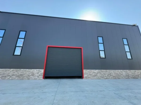 Tirane, jepet me qera ambjent biznesi Kati 0, 1.100 m² 3.700 € (Fushe Preze)