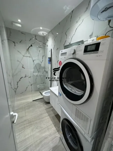 Tirane, jepet me qera apartament 1+1+Ballkon Kati 1, 75 m² 500 € (RRUGA 5 MAJI)