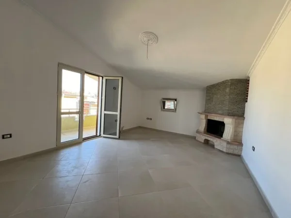 Shitet vile 3 kateshe e pabanuar me pare te vilat Gjermane, Rr.Fuat Toptani , me dokumenta