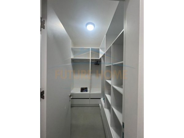 Tirane, jap me qera apartament 1+1 Kati 2, 66 m² 600 € (Rruga Kodra e Diellit)