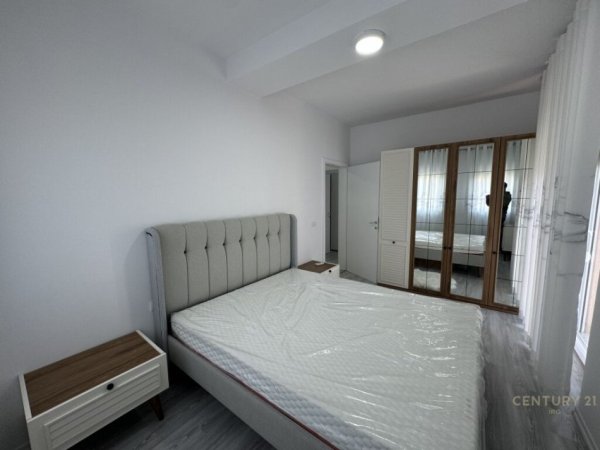 Tirane, jepet me qera 3+1+Ballkon Kati 4, 143 m² 1.200 € 