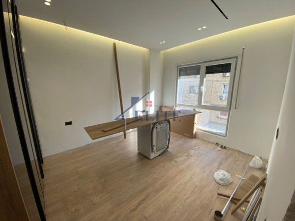Tirane, shitet apartament 1+1 Kati 2, 63 m² 150.000 € (Rruga Bardhyl)
