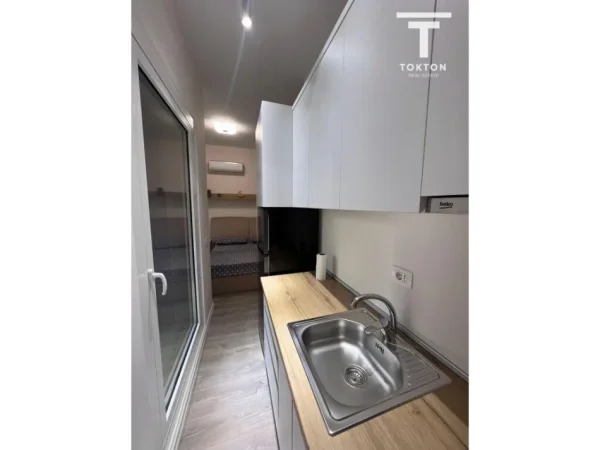 Tirane, shitet vetem 1 dhome 1+1 , 33 m² 47.000 €