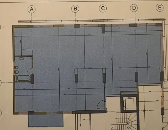 Tirane, shitet ambjent biznesi Kati 1, 201 m² 450.000 € (rruga e dibres)