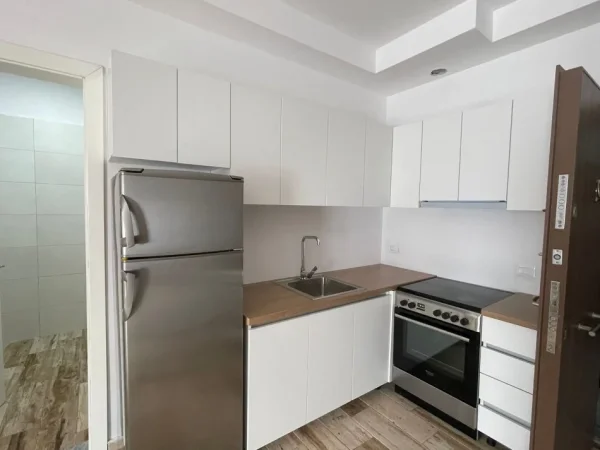 Durres, shitet apartament 2+1 , 77 m² 100.000 € 