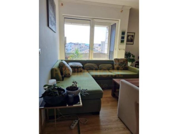 Tirane, jepet me qera apartament 2+1+BLK Kati 5, 125 m² 700 Euro (Rruga e Bogdaneve)