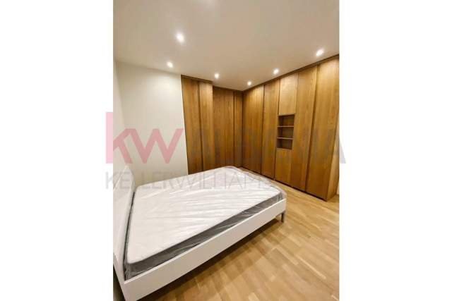 Tirane, jepet me qera apartament 2+1 Kati 2, 80 m² 1.300 Euro (Mjull Bathore)