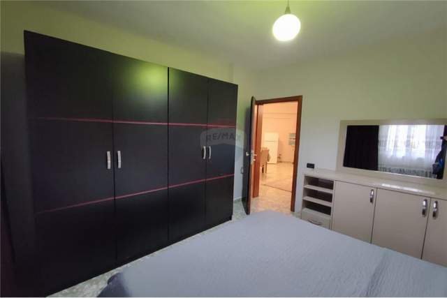 Tirane, jepet me qera apartament 2+1 Kati 2, 97 m² 45.000 Leke (Komuna Parisit)