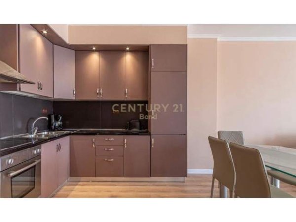 Tirane, shitet apartament 2+1 Kati 9, 120 m² 240.000 Euro