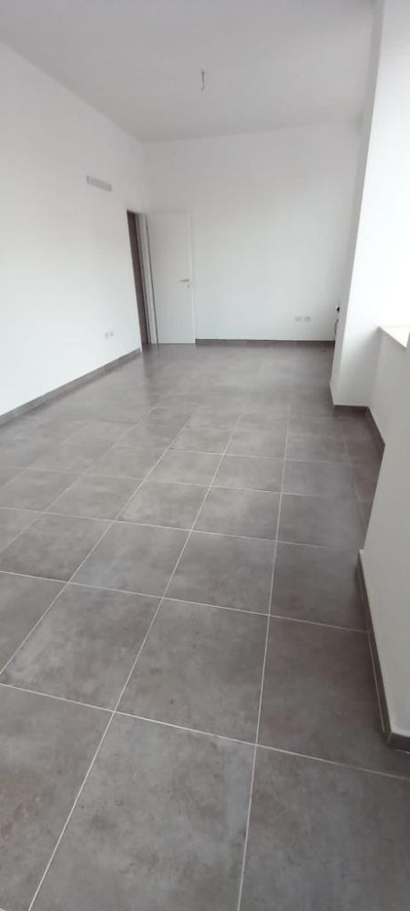 Tirane, jepet me qera Kati 2, 470 Euro