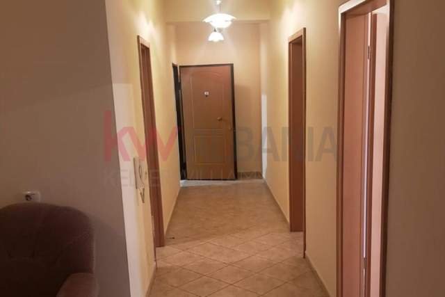 Tirane, shitet apartament Kati 4, 96 m² 125.000 Euro (Rruga Ndre Mjeda,21 Dhjetori)