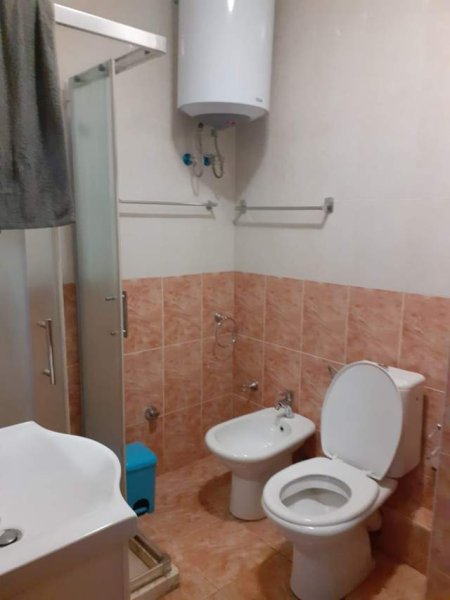 Tirane, jepet me qera apartament 2+1 Kati 7, 87 m² 510 Euro (Komuna e parisit)