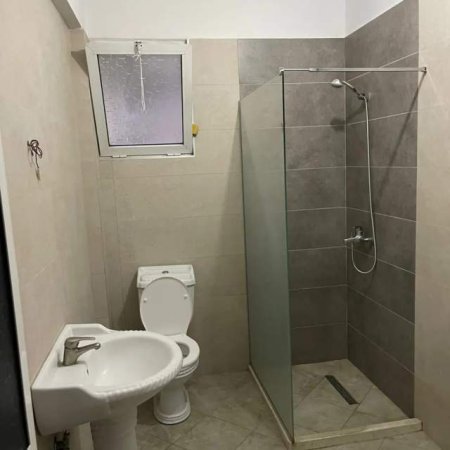 Tirane, jepet me qera apartament 2+1 Kati 3, 80 m² 320 Euro (rruga Sabaudin Gabrani)