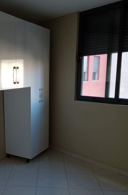 Tirane, shitet apartament 2+1 Kati 1, 90 m² 108.000 Euro (rrapo hekali)
