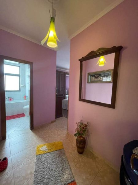 Tirane, shitet apartament 115 m² 125.000 Euro (prane hotel Doro City)