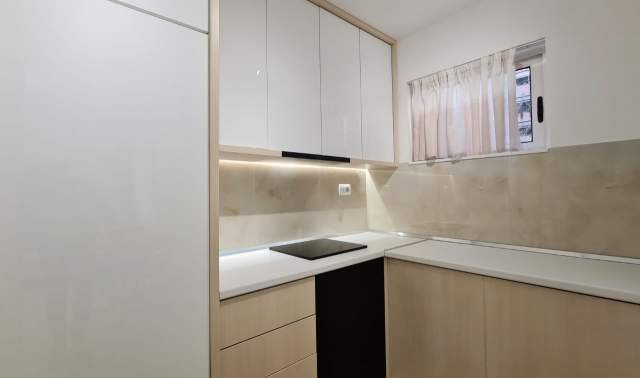 Tirane, shitet apartament 1+1 Kati 2, 51 m² 83.000 Euro (Komuna e Parisit)