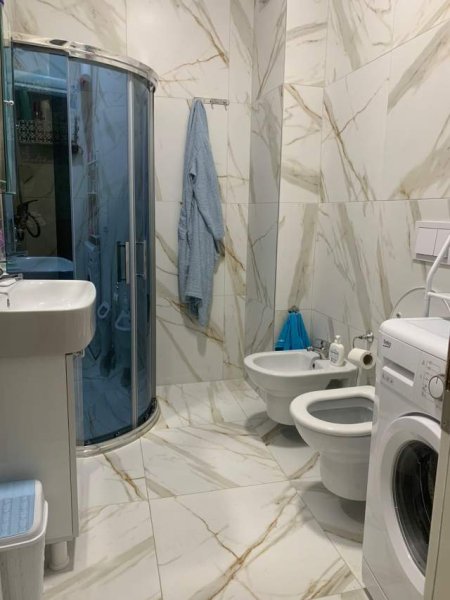 Tirane, shitet apartament 1+1 Kati 4, 64 m² 69.000 Euro (Gjergj Legisi)