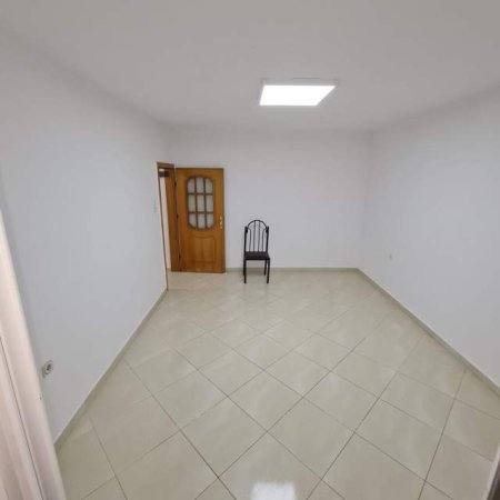 Tirane, shitet apartament 3+1+A+BLK Kati 2, 120 m² 103.000 Euro (RRUGA Irfan Tomini)