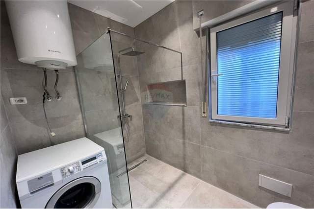 Tirane, jepet me qera apartament 2+1+A+BLK 89 m² 500 Euro (BILL KLINTON)