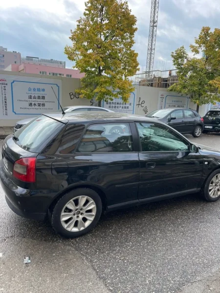 Tirane, shes makine Audi A3 Nafte, manuale Klima 223.107 km 1700 €